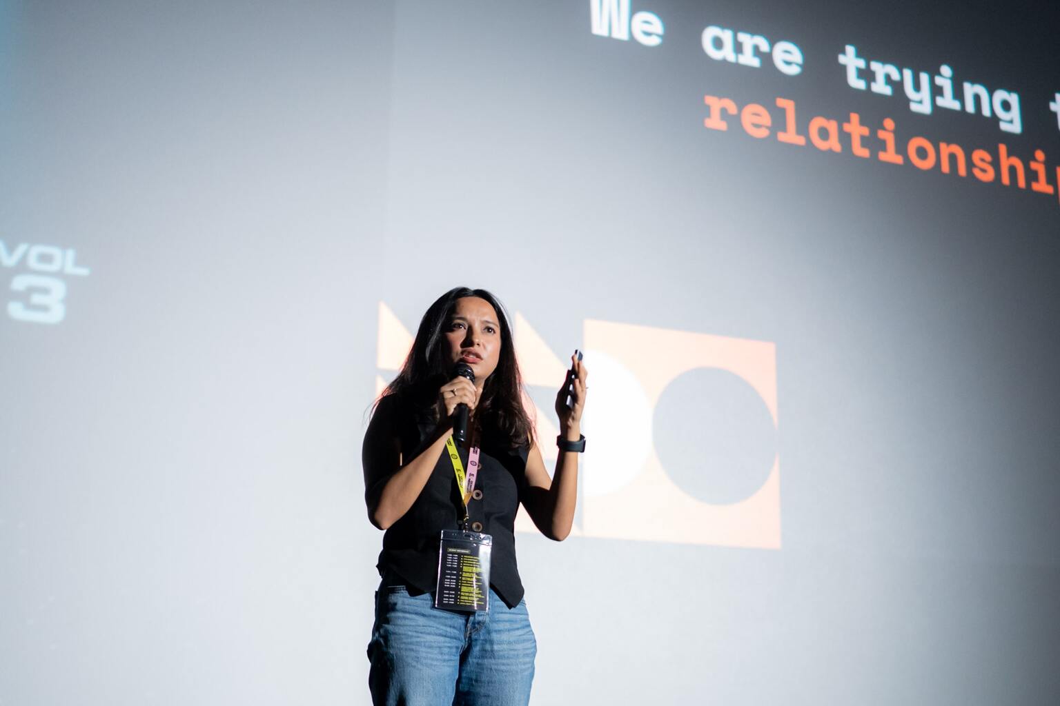 Hricha Sharma presenting her design feats at OrangeNXT Hricha Sharma presenting her design feats at OrangeNXT